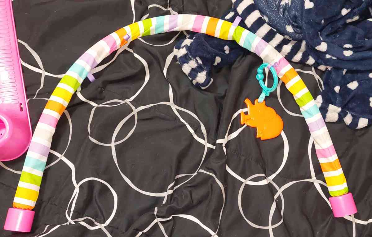 tummy time mat with piano