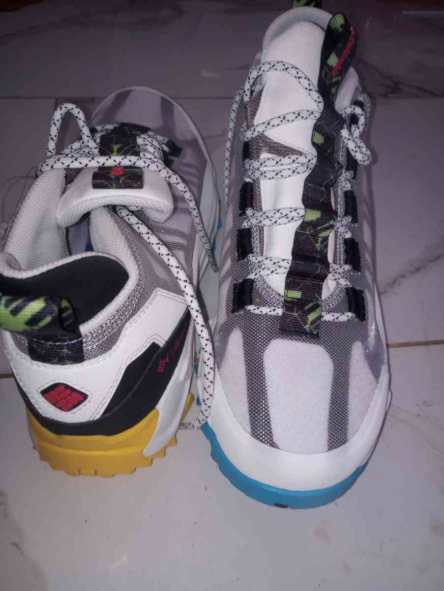 mens shoes size 9 Columbia
