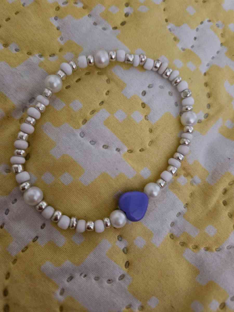 Bead bracelet