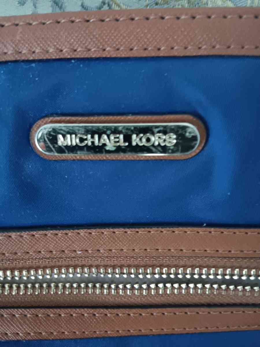 Michael Kors Crossbody Bag