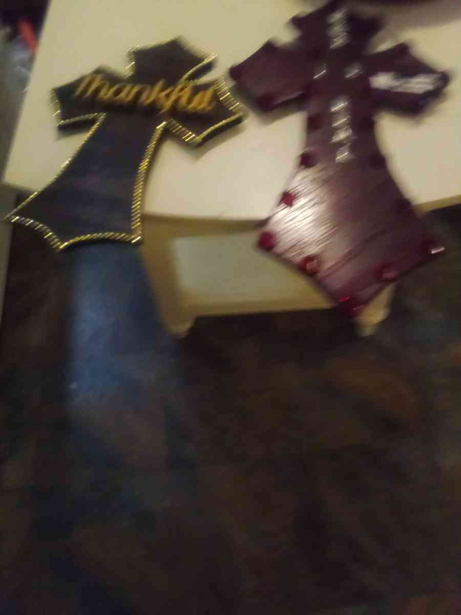 arts crafts shelves set and cross set