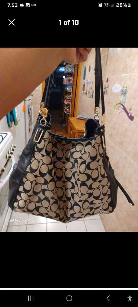 coach shoulder handbag
