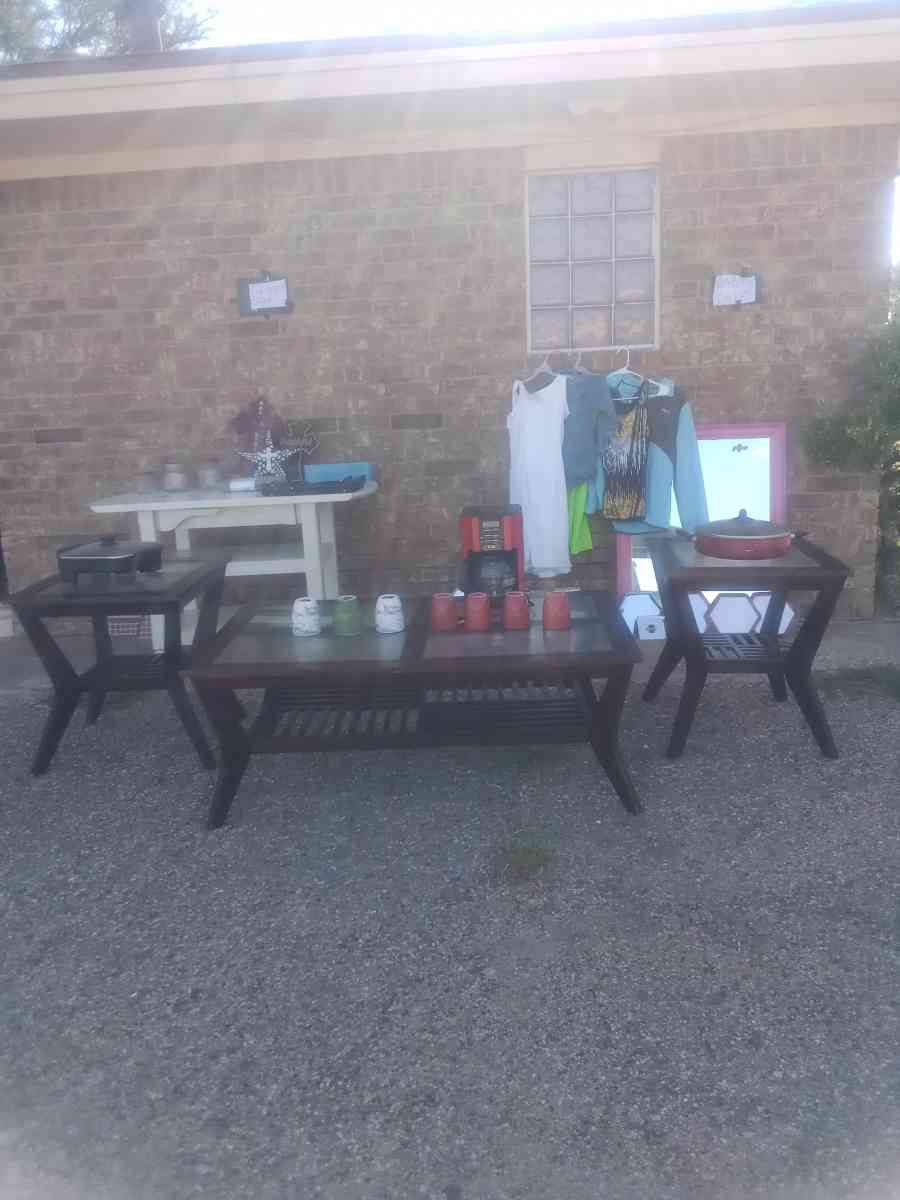 coffee pot and cups electric grill skillet BBQ grill coffee