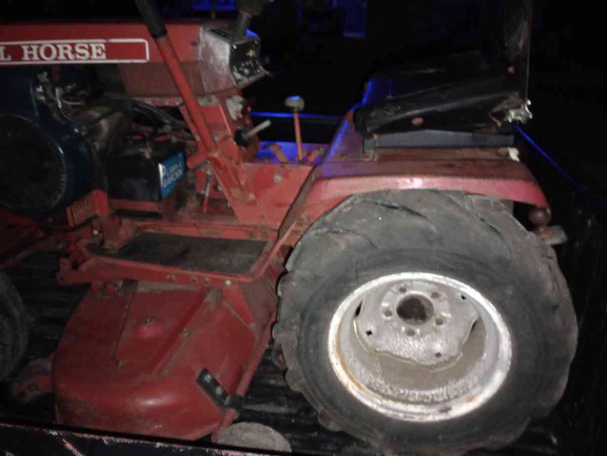 wheel horse riding mower