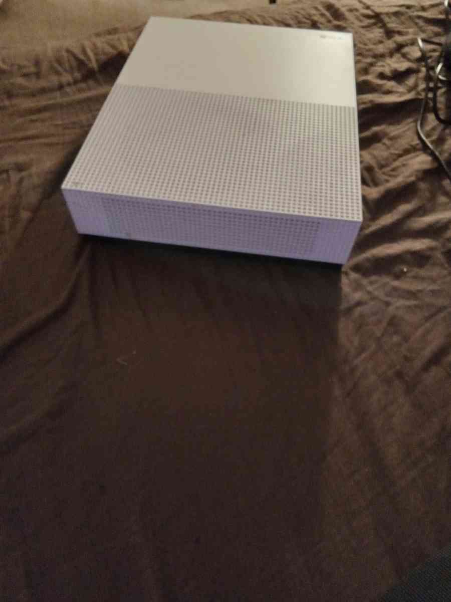 XBOX ONE S