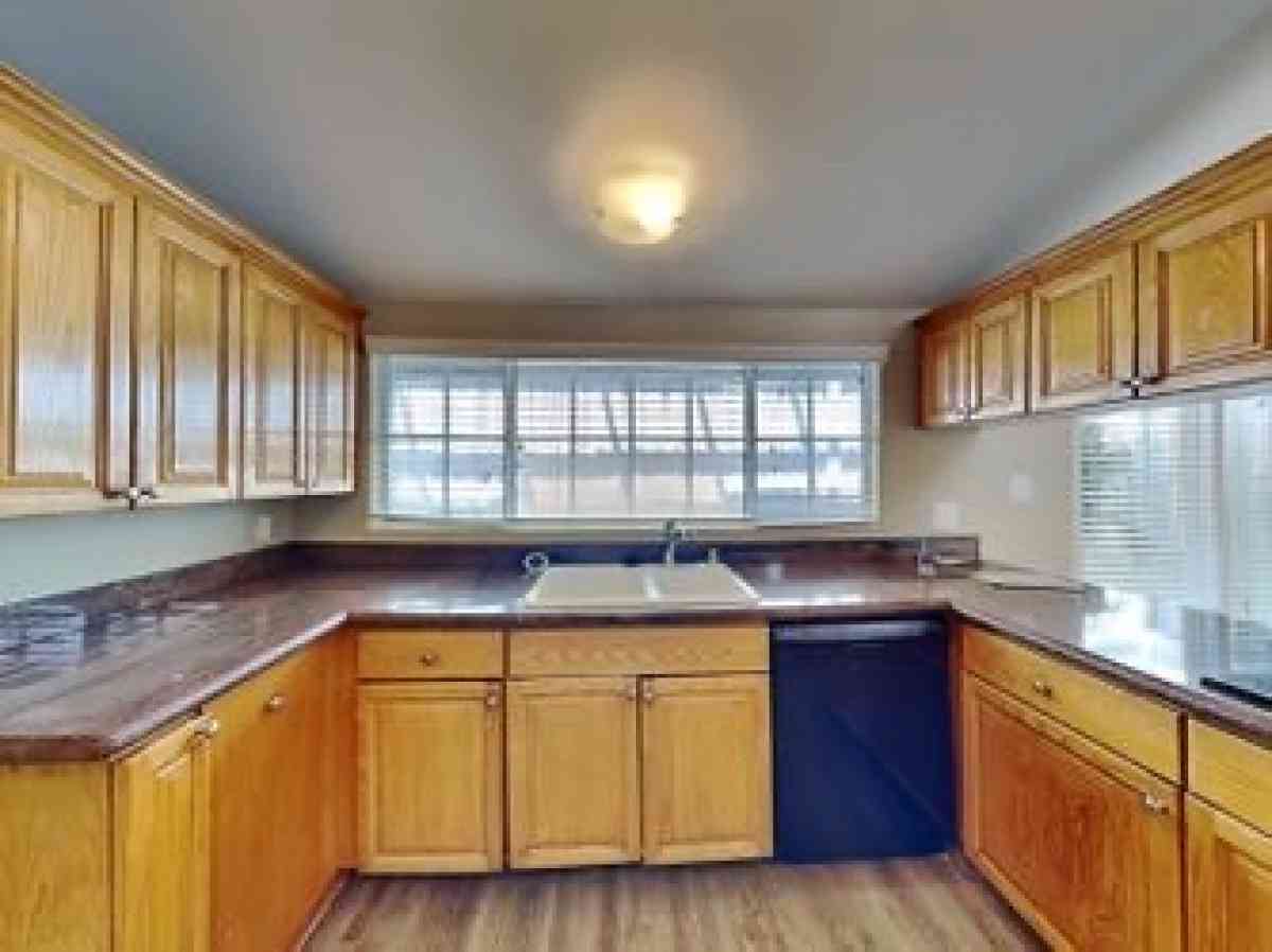 AMAZING FAMILY HOME NOW ON MARKET