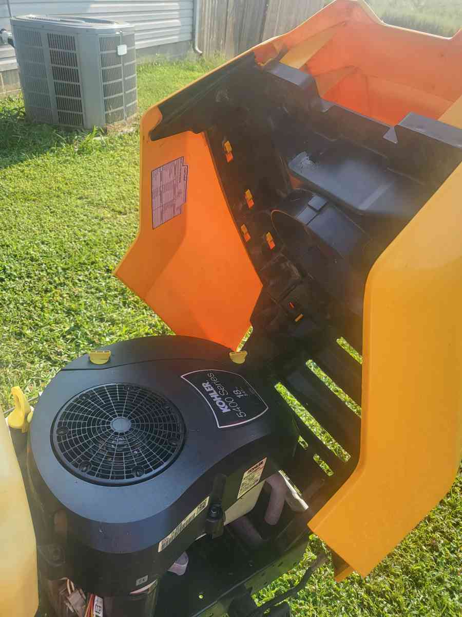 cub cadet riding  lawn mower