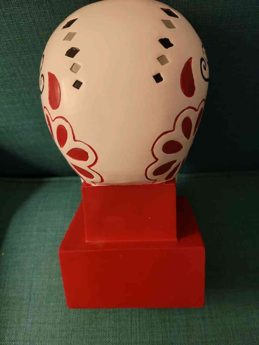 Atlanta Falcons NFL Sugar Skull Statue