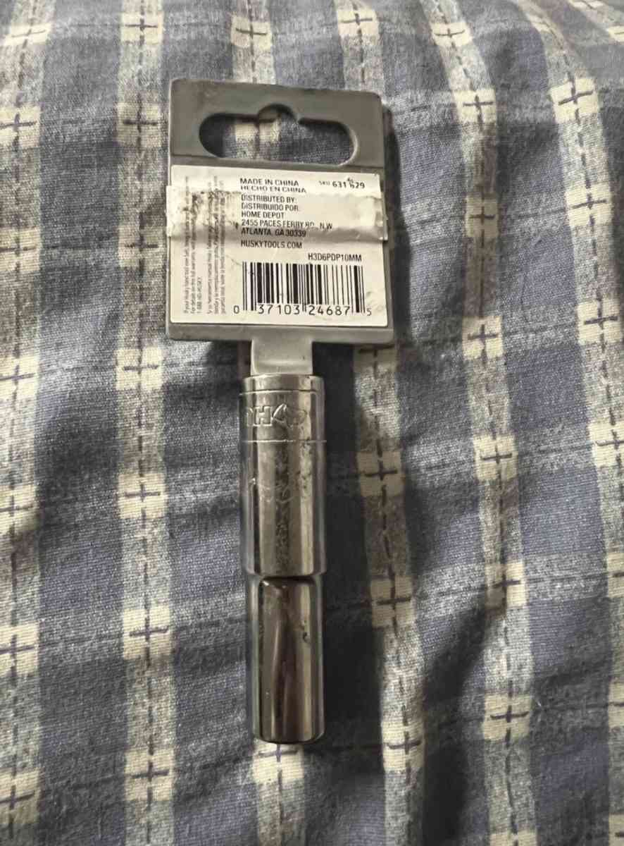 New Husky  three eighths Drive Deep Socket