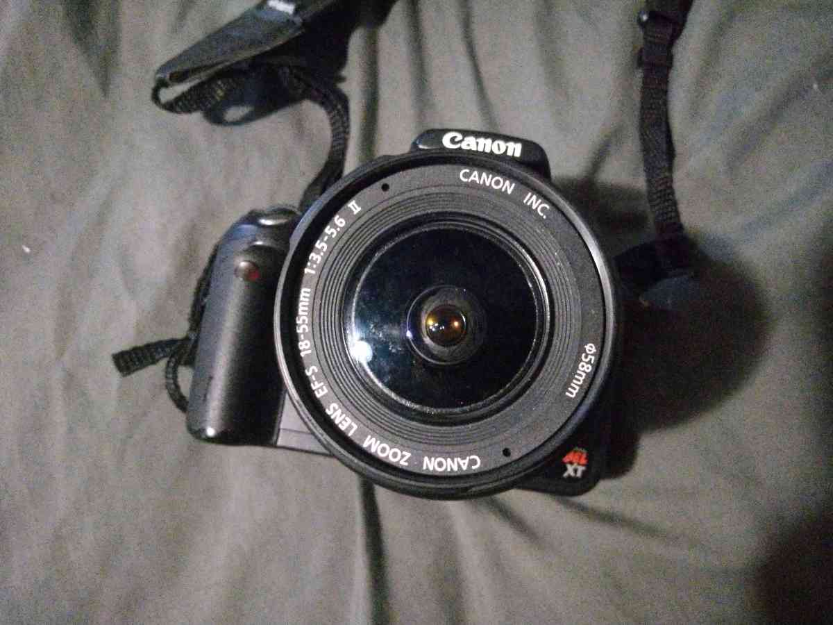 Canon EOS REBEL XT
