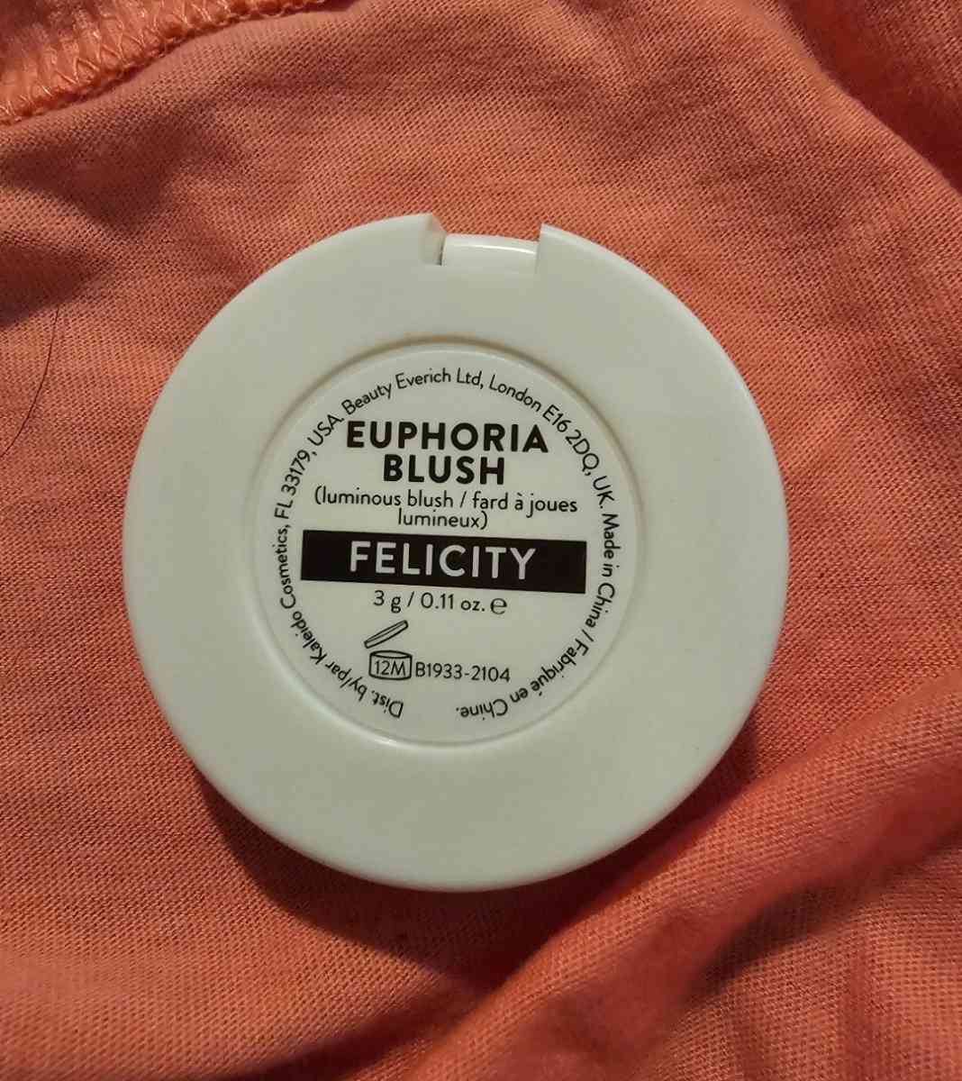 Euphoria Blush  Luminous Blush in Felicit