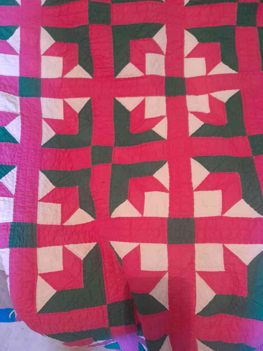 vintage hand sewn quilt