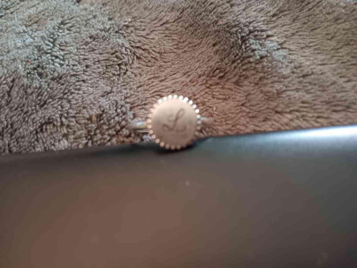 18k white gold monogram ring size 6