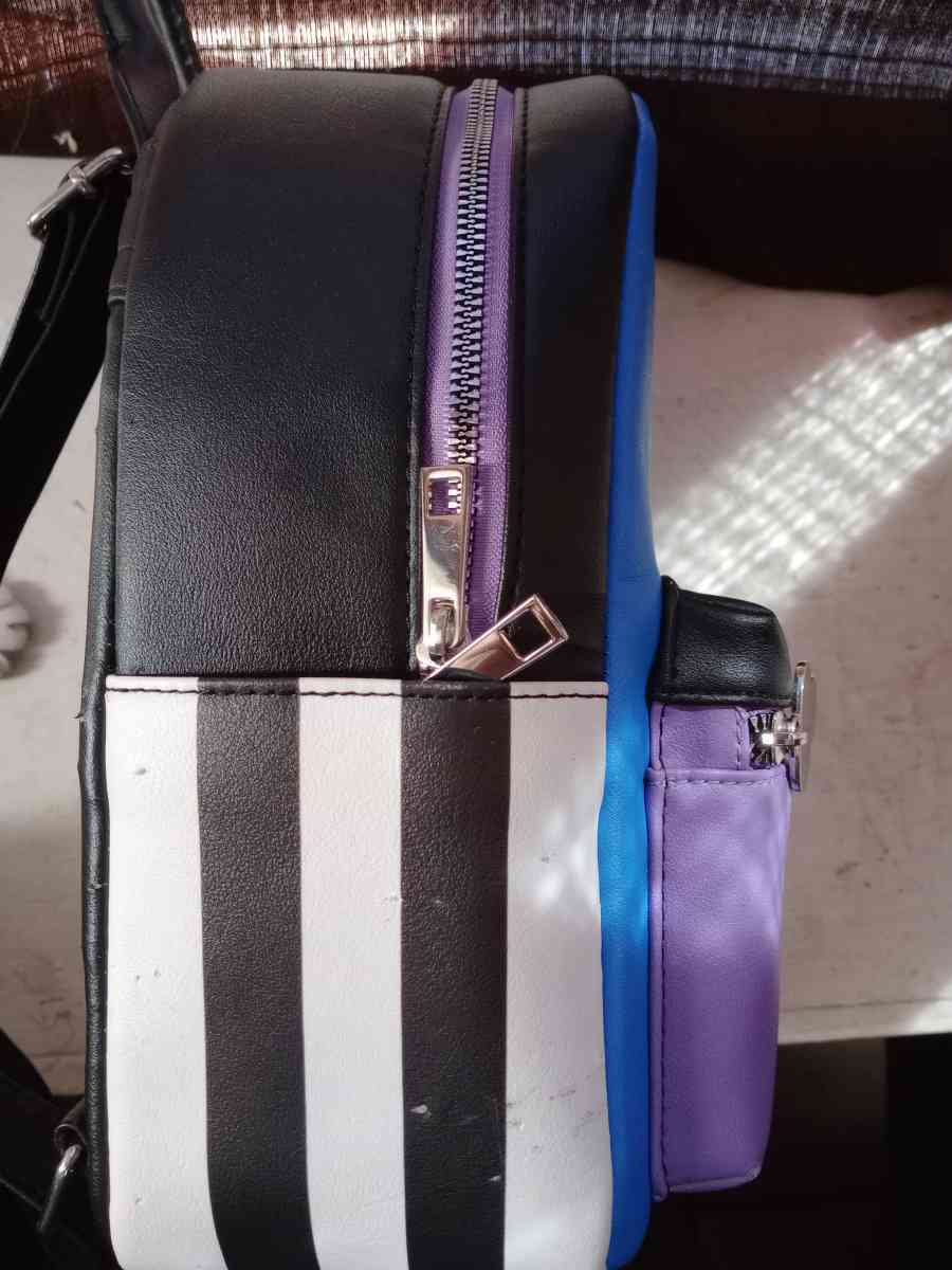 her universe beatlejuice sandworm mini backpack exclusive