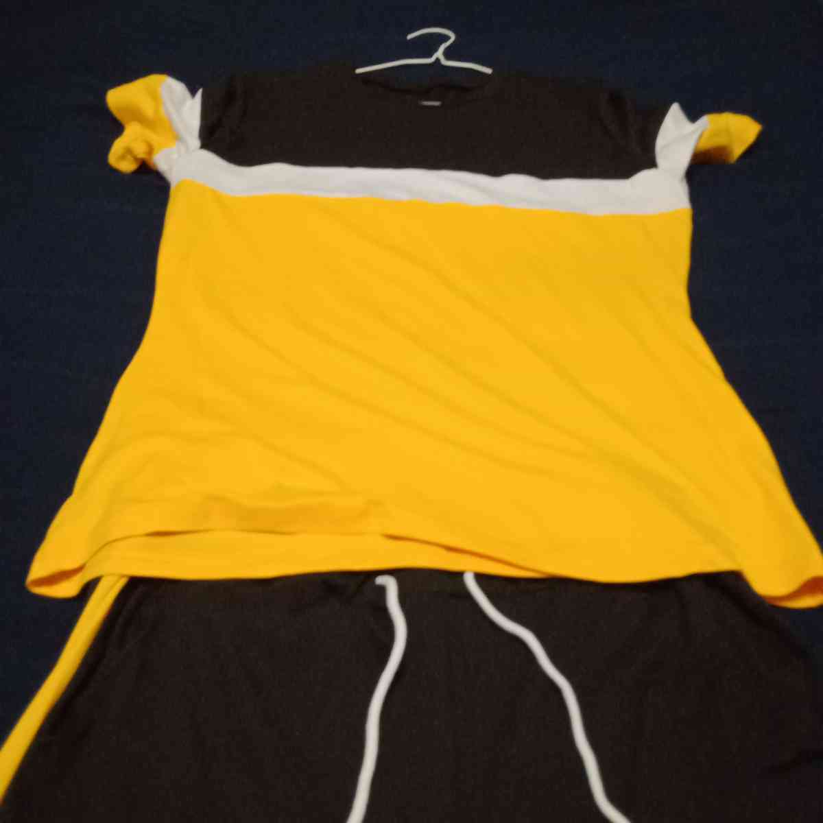 yellow color block 2 pc shorts