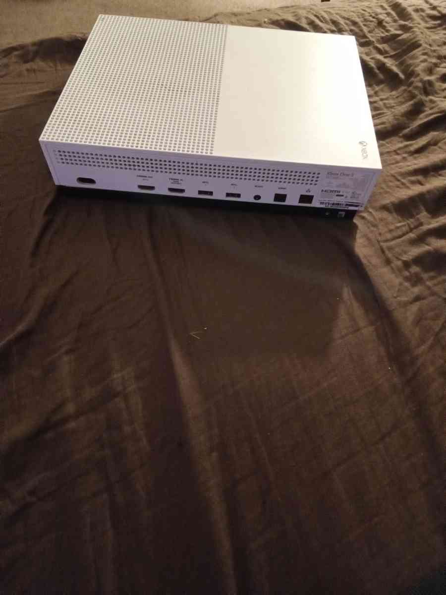 XBOX ONE S