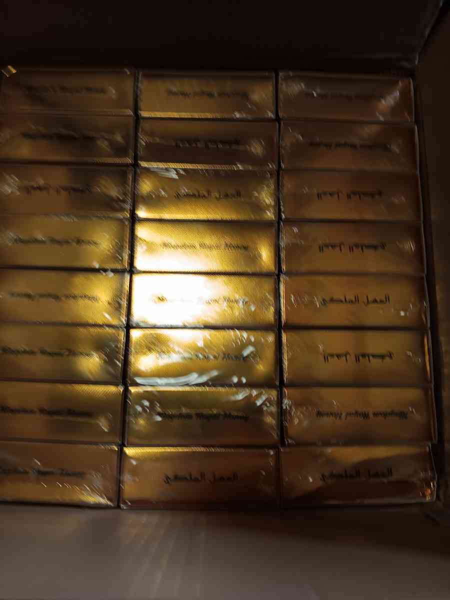 i have boxes of honey for  hauf price wholesale to resell