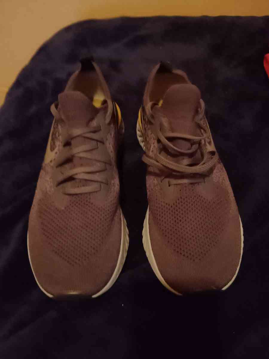 epic react Nike size 12