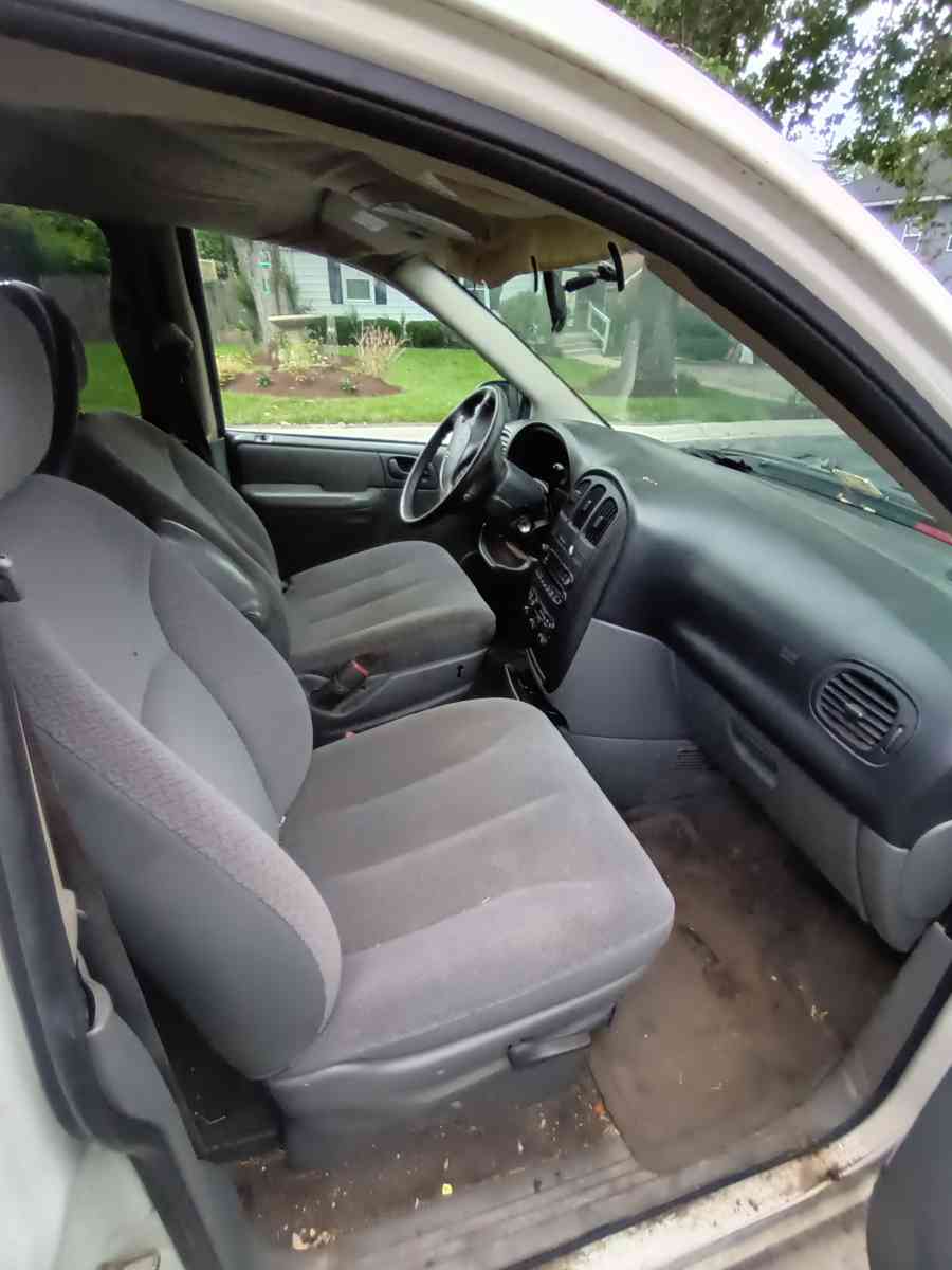 Dodge Caravan 2006 millaje 109