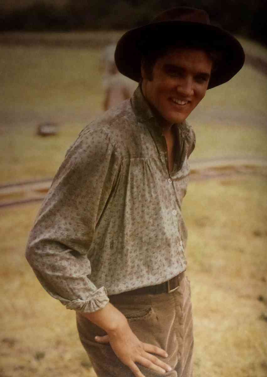 1987 ELVIS 10TH ANNIVERSARY MEMORIAL EDITION MAGAZINE