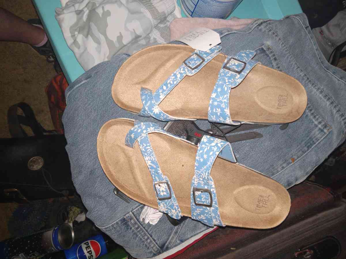 Tru time sandals