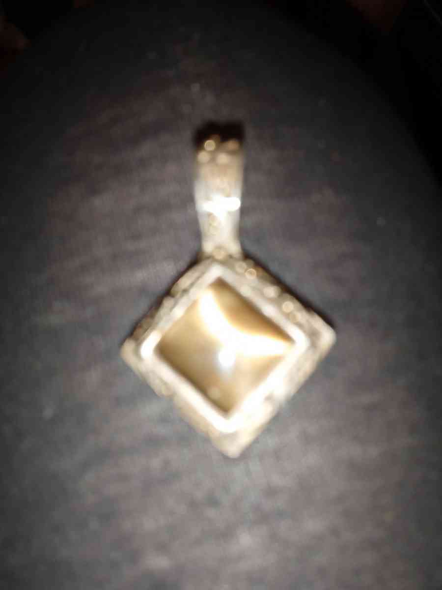 mens tiger eye apendant