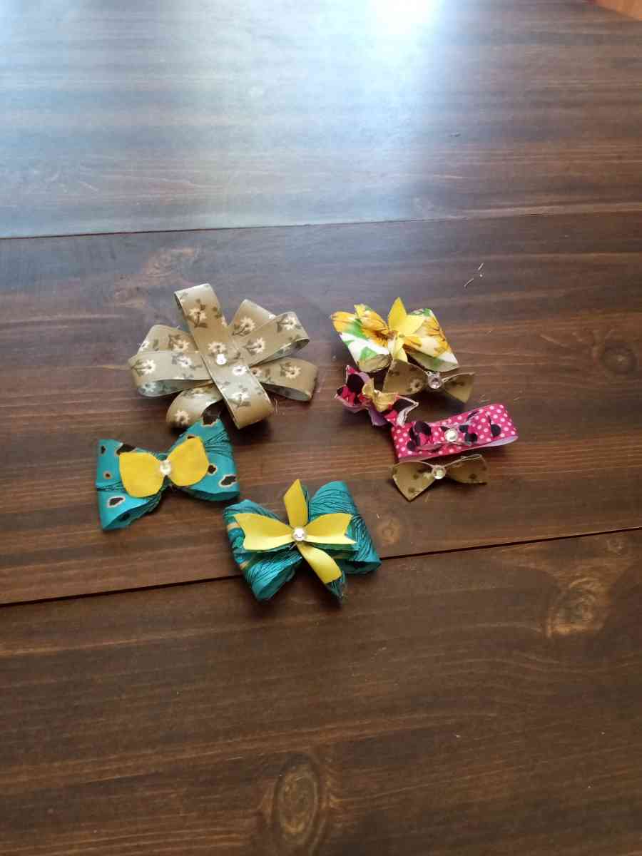 ribbon hair bows or gift bows