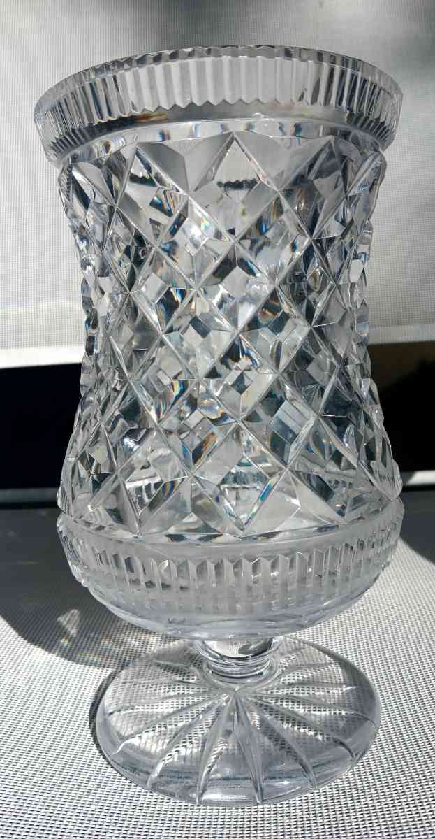 vintage thick crystal vase