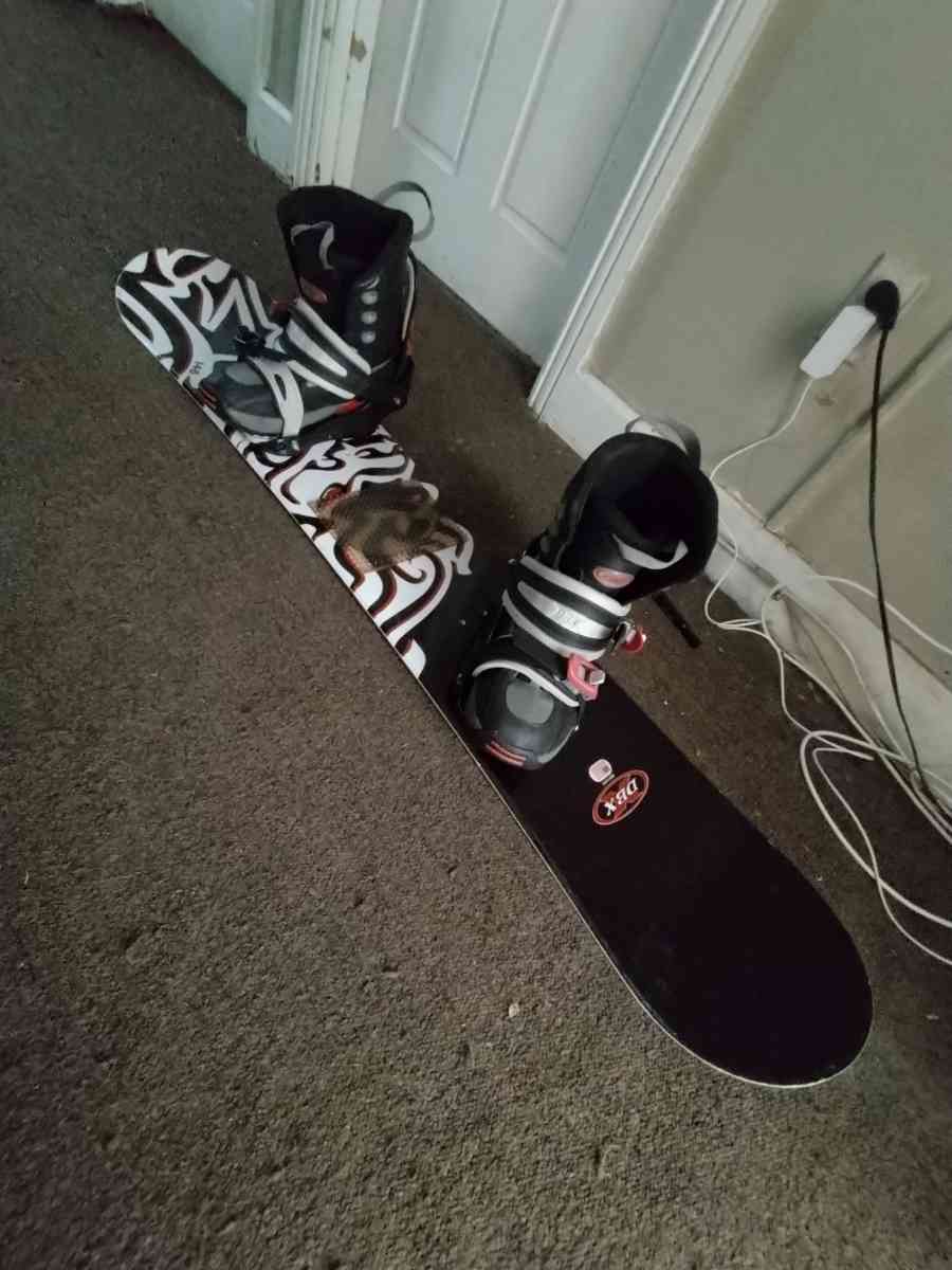 DBX Dragon 148 snowboard