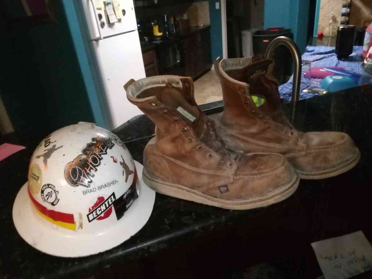 hard hat and steel toe boots size 10 EE craftsman 36ft laser