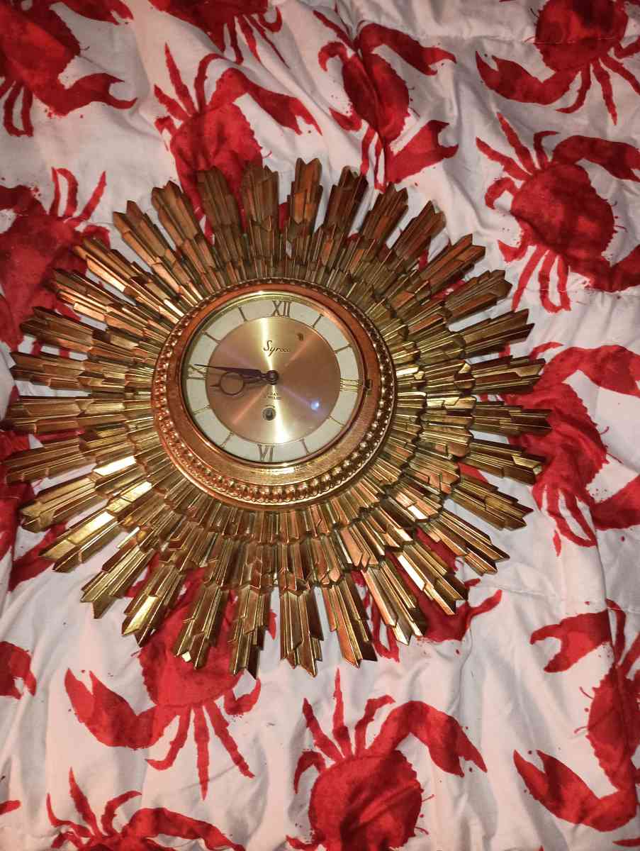 1955 syroco sunburst 8 day cycle clock