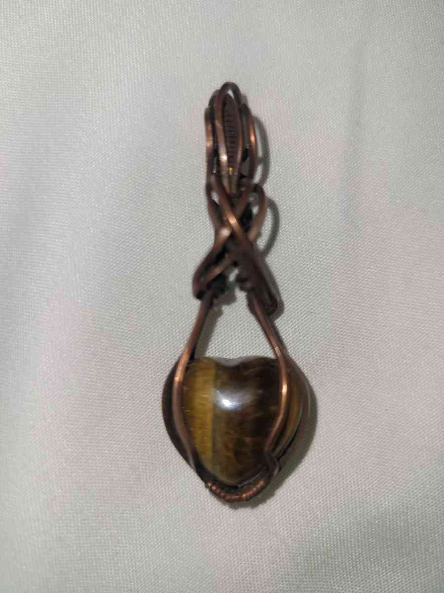 heart stone pendant