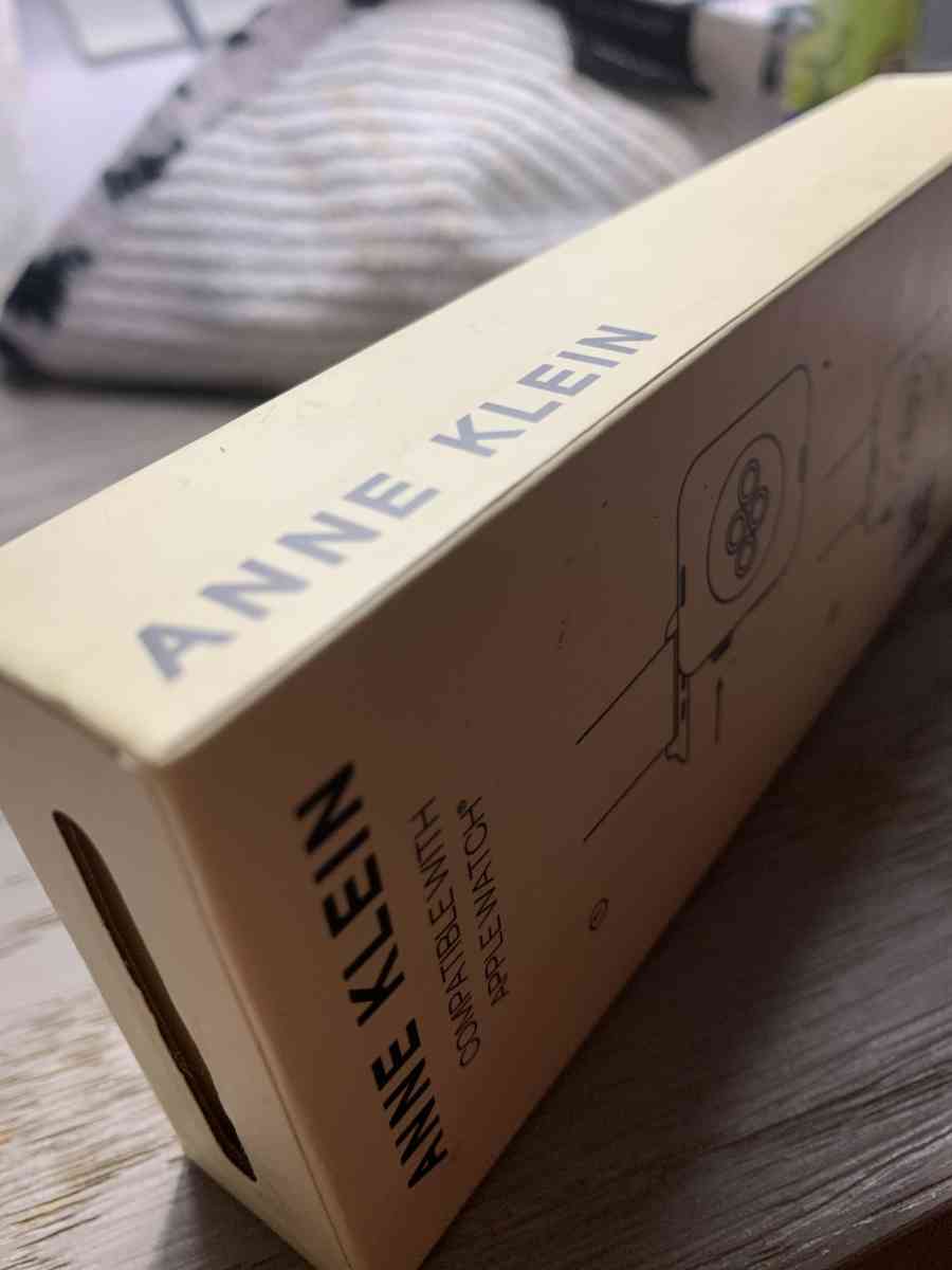 Anne Klein Apple Watch accessories