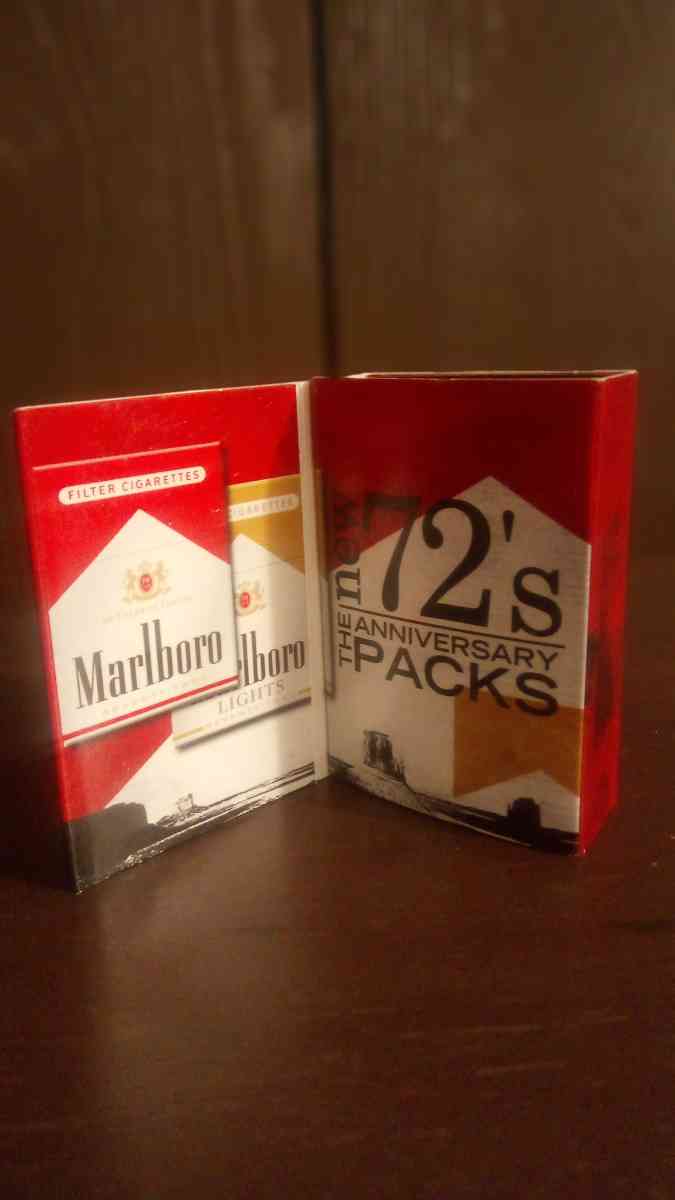 MARLBORO ZIPPO LIGHTER