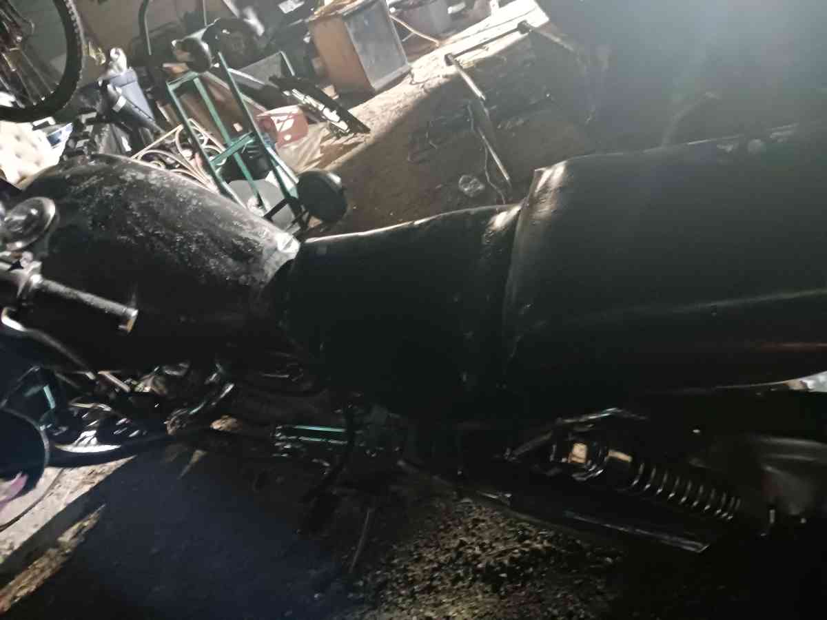 87 Suzuki Intruder Motorcycle