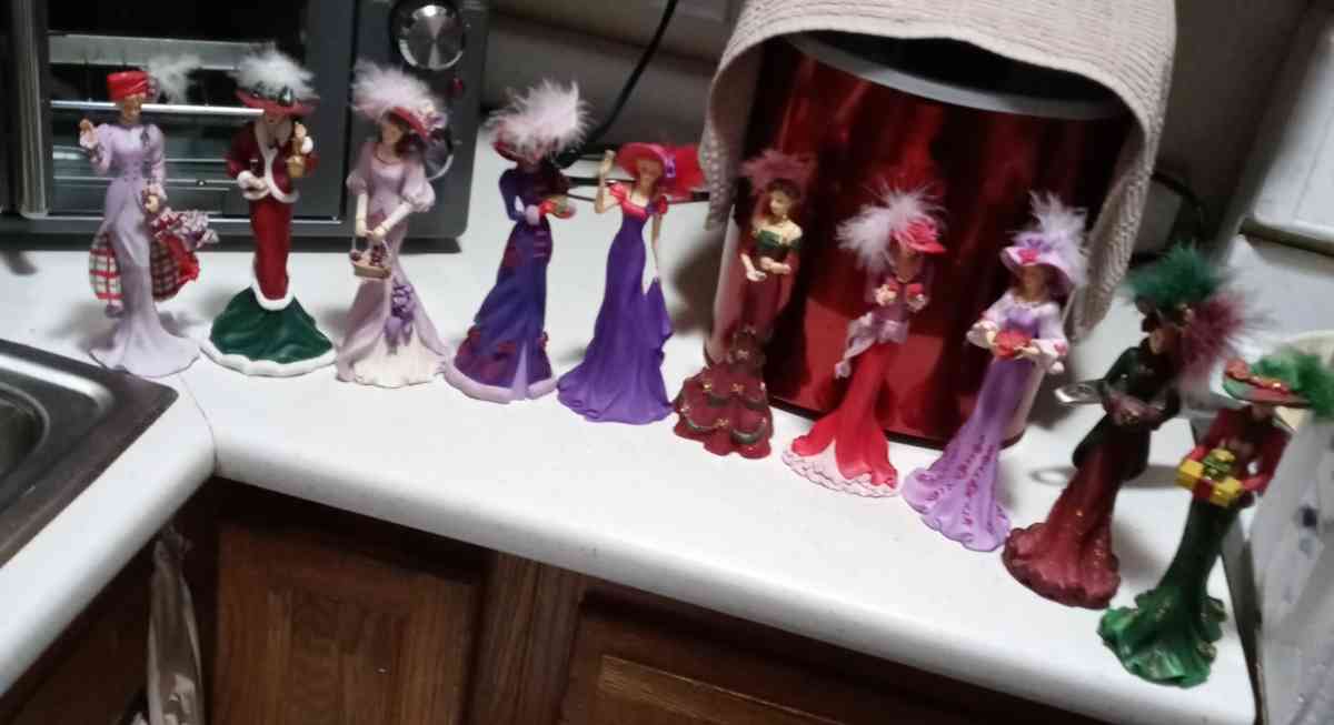 10 COLLECTOR  VINTAGE FIGURES PAID ALOT FOR THEM