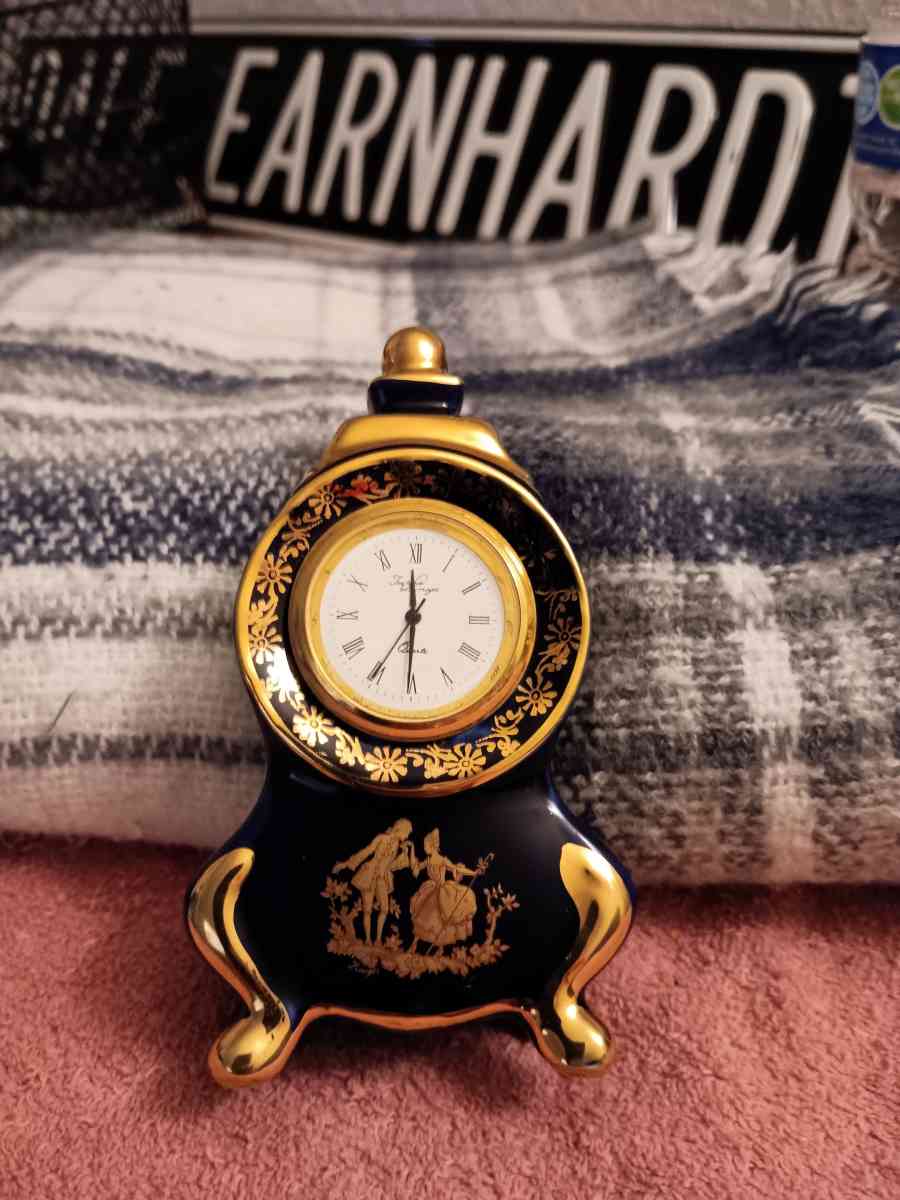 porcelain imperial limoges 22k gold and blue mantle clock