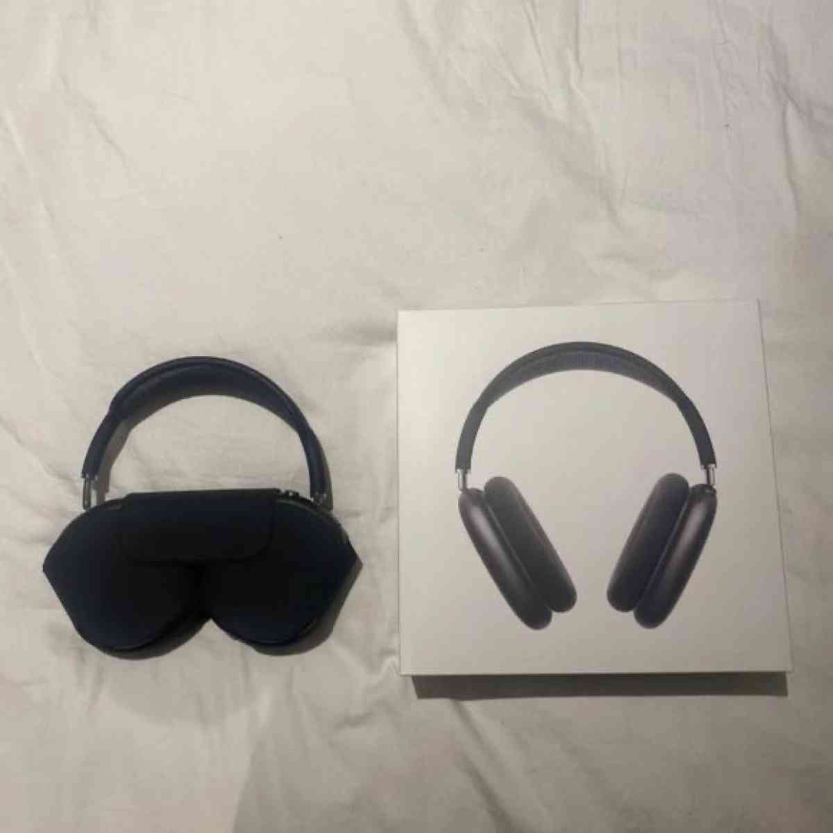 BRAND NEW Airpod Max