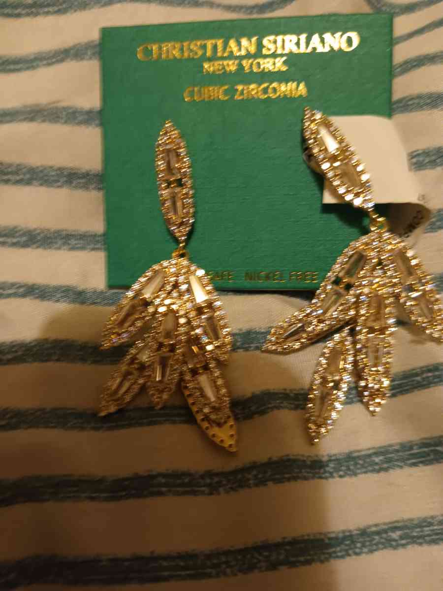 sterling silver cubic zirconia earring