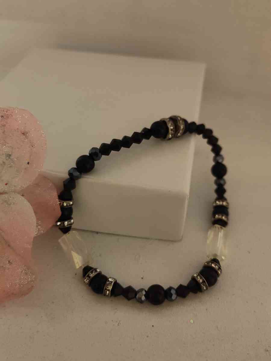 bracelet and necklace set