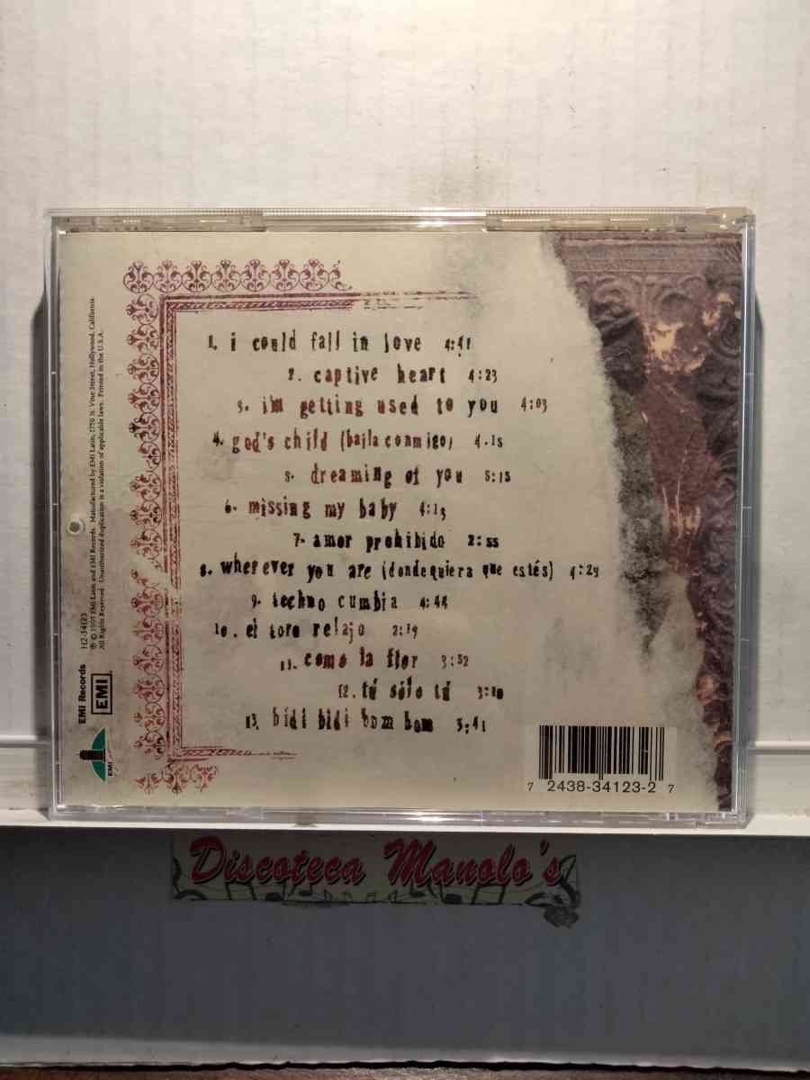 SELENA DREAMING OF YOU CD USADO EN EXC COND CAJA ABIERTA