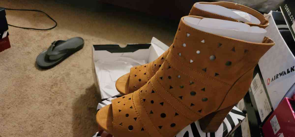 Womens Heel Boots