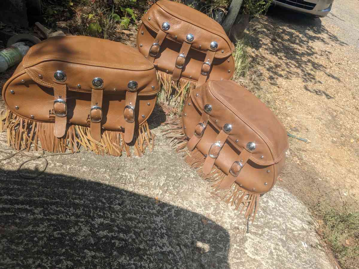 Indian motorcycle saddlebags