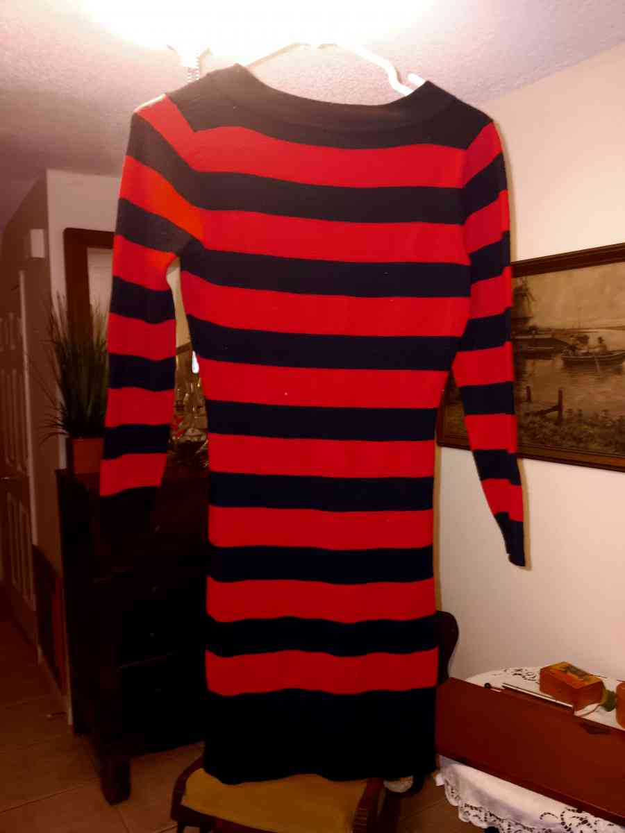 New Derek Heart sweater dress red black