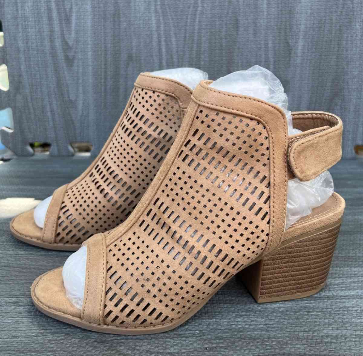 BOOTIES SIZE 6 and a half