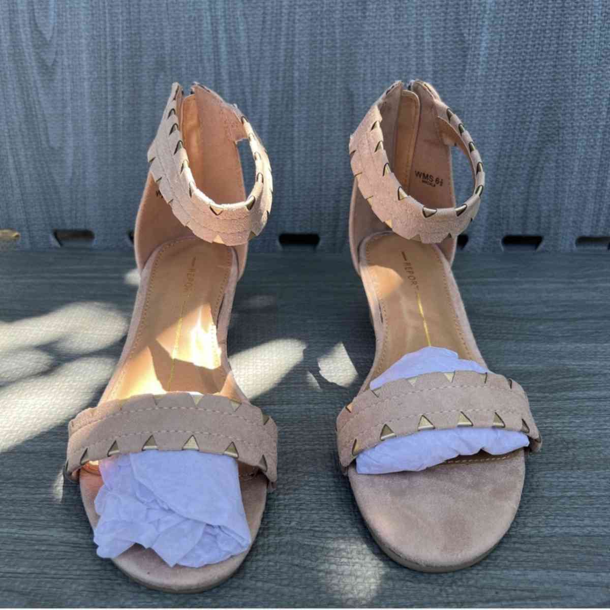 nude sandals size 6 and a half