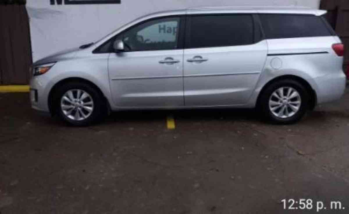 2016 Kia Sedona LX 90 k millas