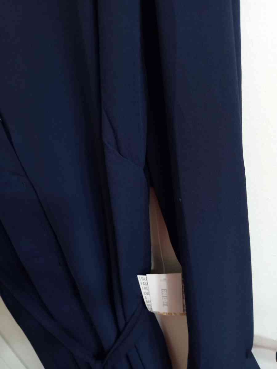 NWT 3XL LuLaRoe Ellie 25 Fits size 26 to 28 Retails for  52