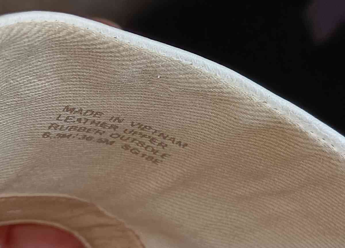 womens pants and gladiator sandals