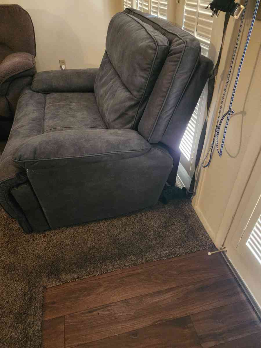 recliner couch